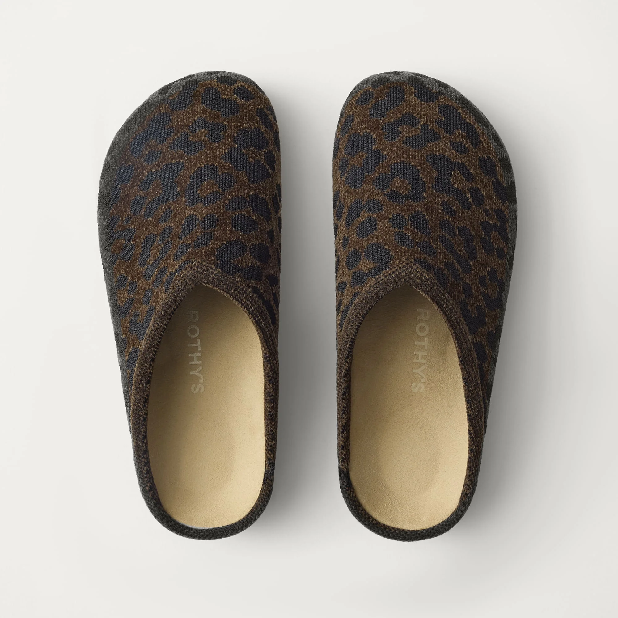 The Casual Clog - ReVelvet™ Cheetah